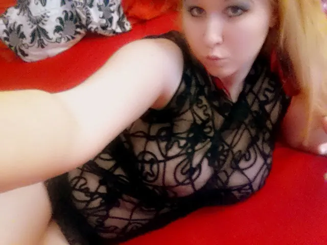 PussyDeluxe92 image 2