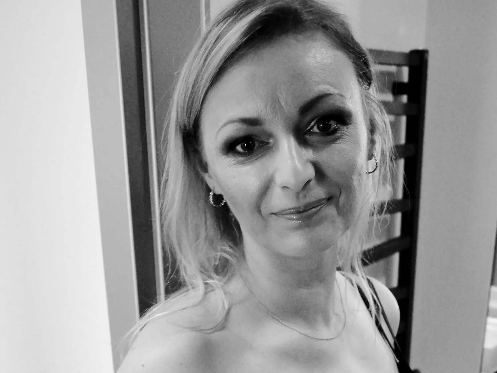 VanessaFlirt image 0