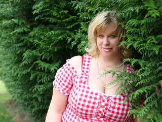 Heidi110 image 3