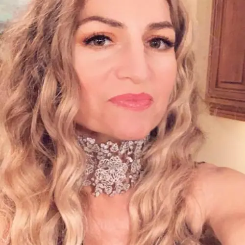 sklavinlaura image 2